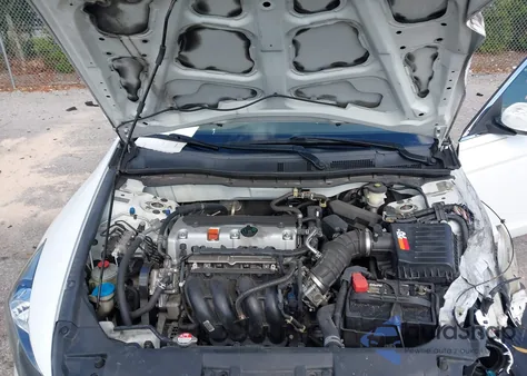 2010 Honda Accord 2.4 Lx-P z USA, uszkodzony, nr VIN 1HGCP2F41AA062244